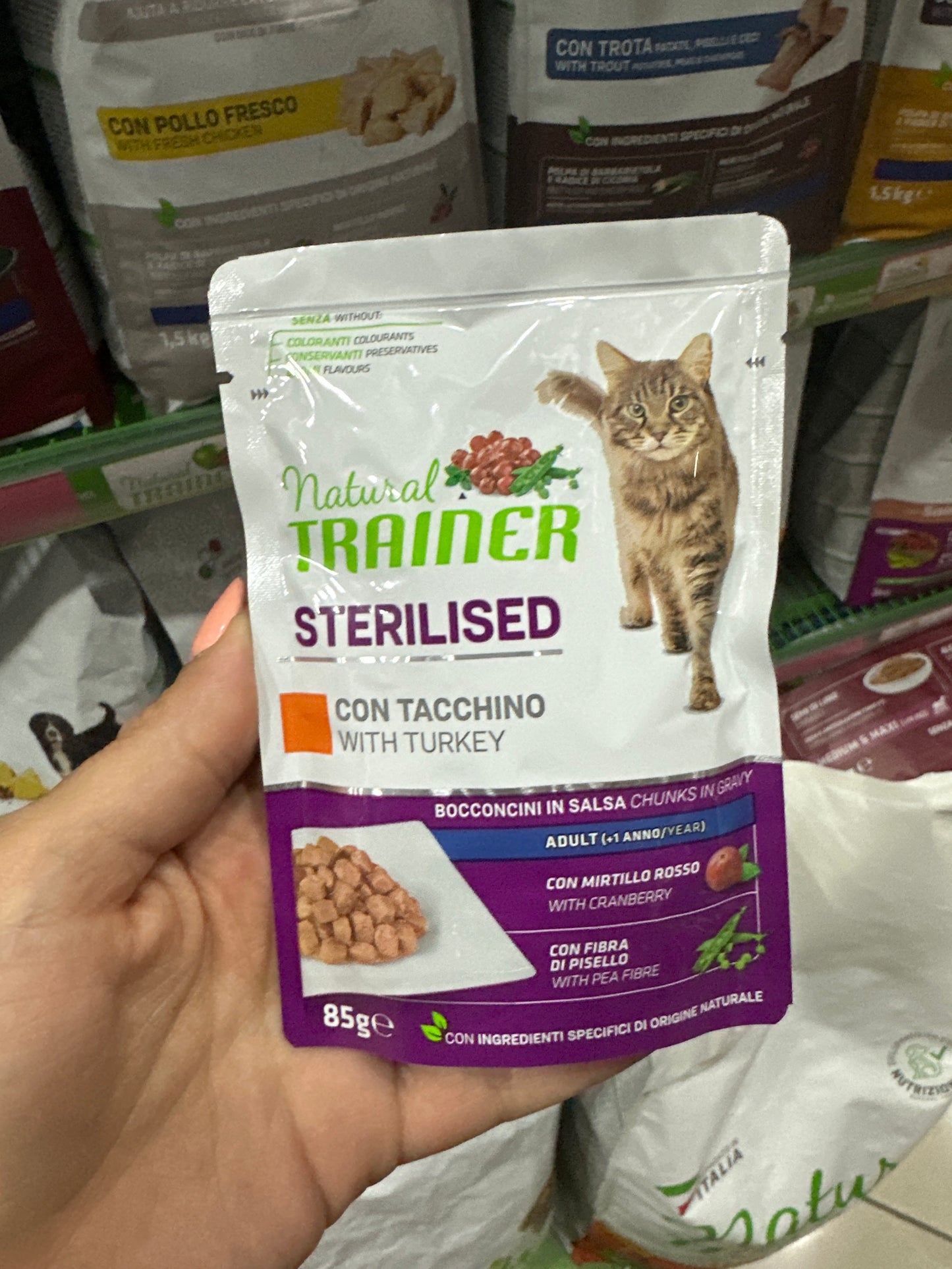 Natural Trainer Adult Sterilised 85 g Alimento umido per gatti